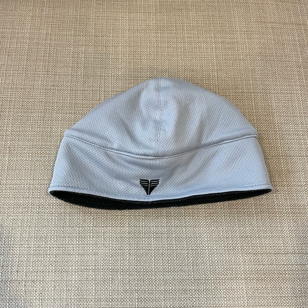 TYR Reversible Beanie